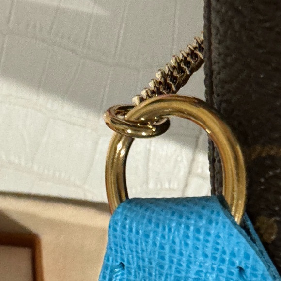 NWT LV mini Pochette Christmas collection 2022! - Picture 10 of 16